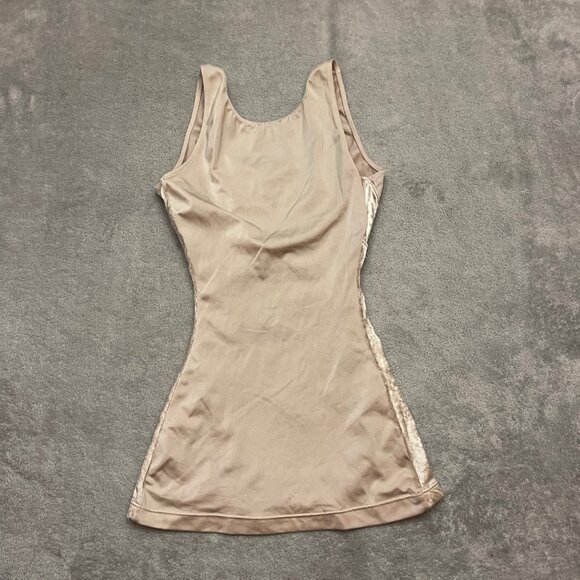 Love Your Assets By Sara Blakely Tank Top Size Small - Picture 7 of 8